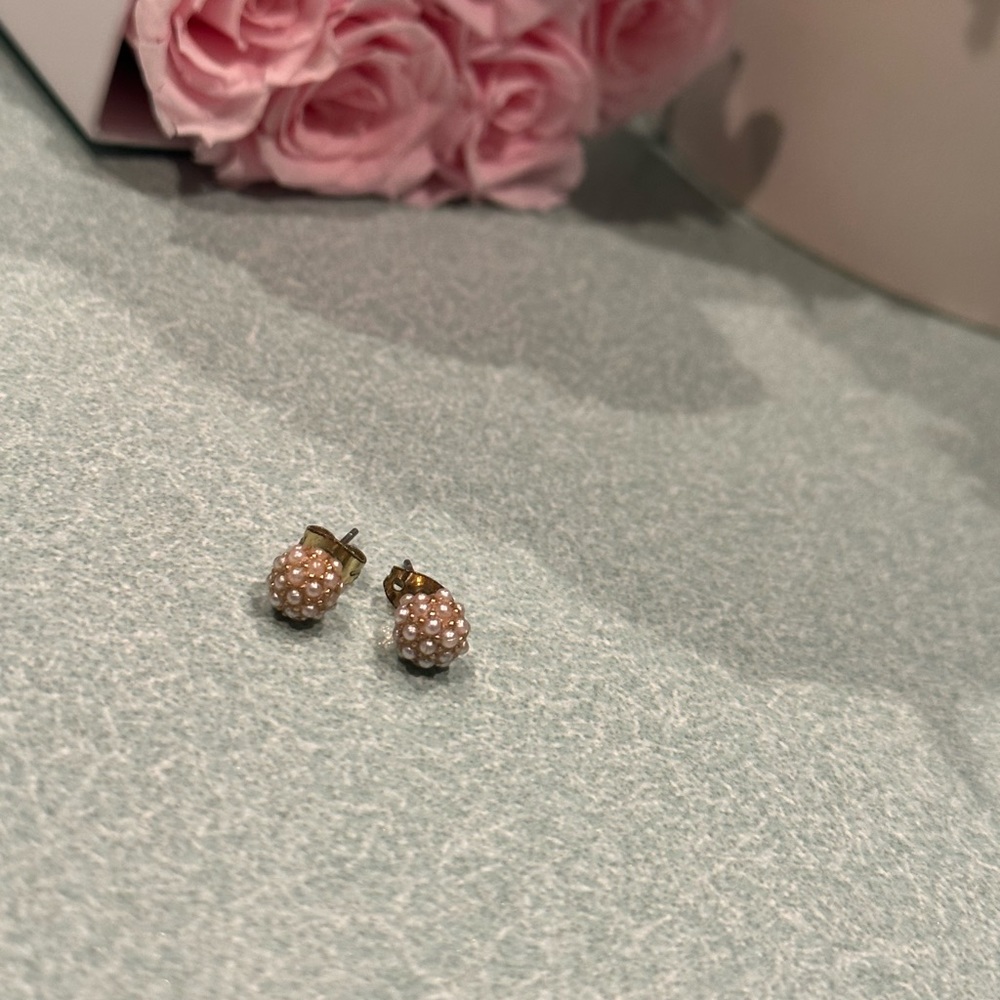 Pearl stud earrings